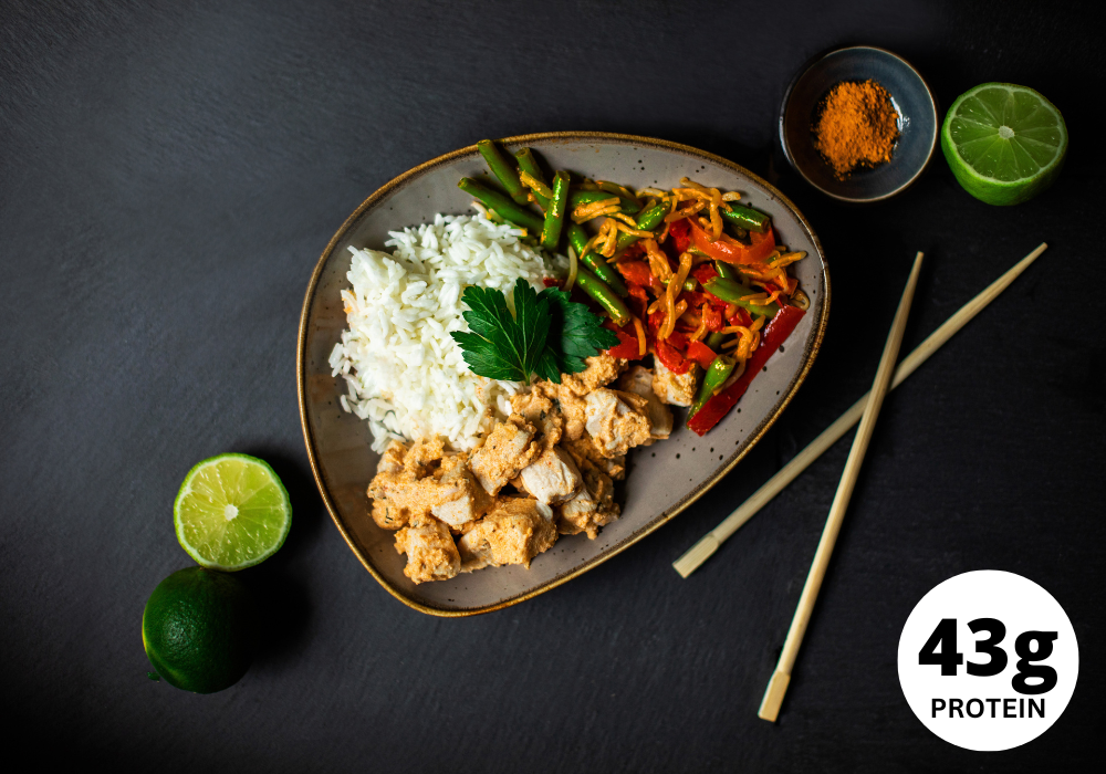 Red curry with chicken breast